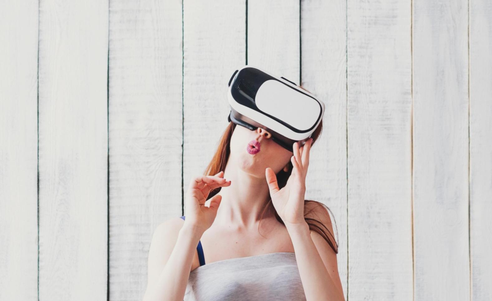 Collaborative workspace with VR equipment and development stations